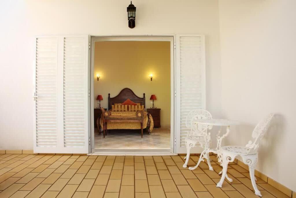 Juniper Fenced Pool Spacious House Holiday home Albufeira