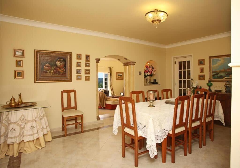 Juniper Fenced Pool Spacious House Holiday home Albufeira